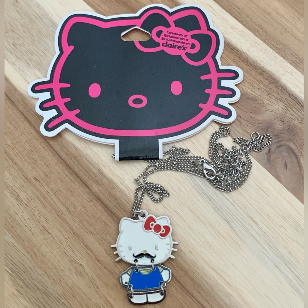 Hello Kitty Loungefly Sanrio mustache kitty necklace NWT
